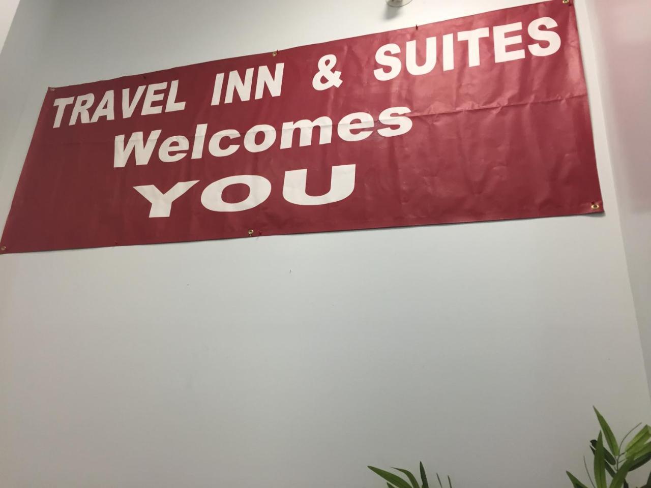 Econo Lodge Inn & Suites Innisfail Экстерьер фото